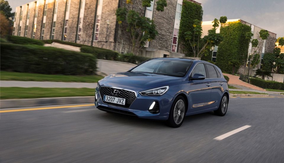 Το Νέο Hyundai i30 κατακτά πέντε αστέρια στο Euro NCAP Το Νέο Hyundai i30 κατακτά πέντε αστέρια στο Euro NCAP
