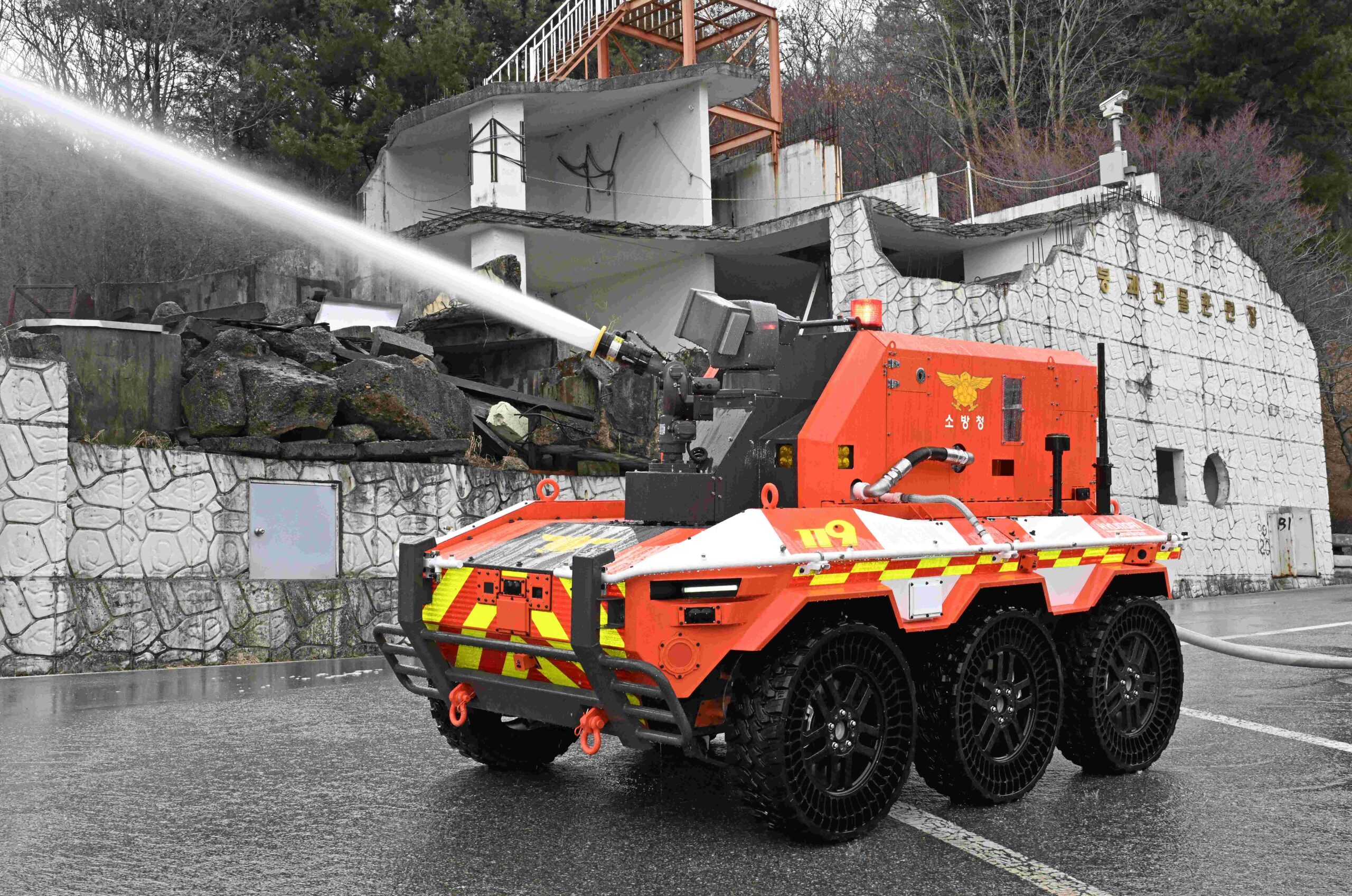 Η Hyundai προχωρά σε δωρεά μη επανδρωμένων ρομπότ πυρόσβεσης στην Εθνική Πυροσβεστική Υπηρεσία της Κορέας για την προστασία των πυροσβεστών