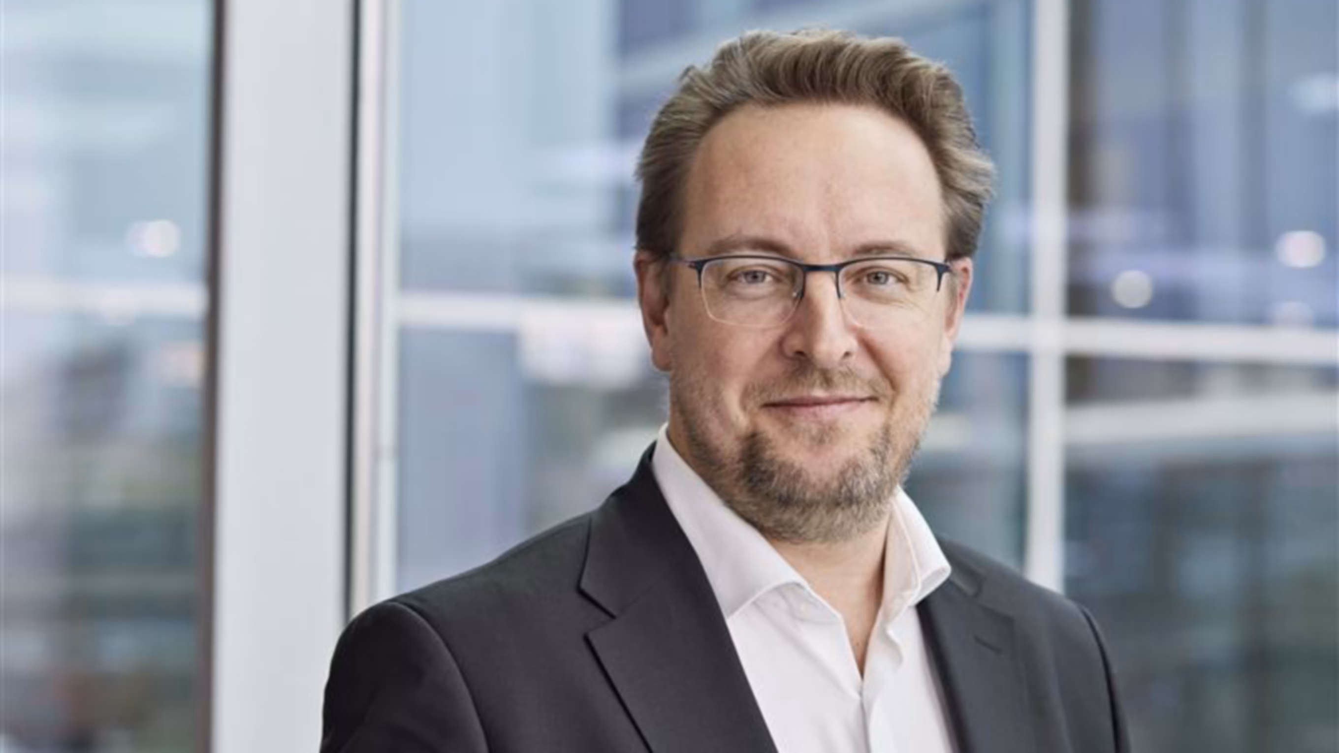 Picture showing Xavier Martinet, President and CEO of Hyundai Motor Europe