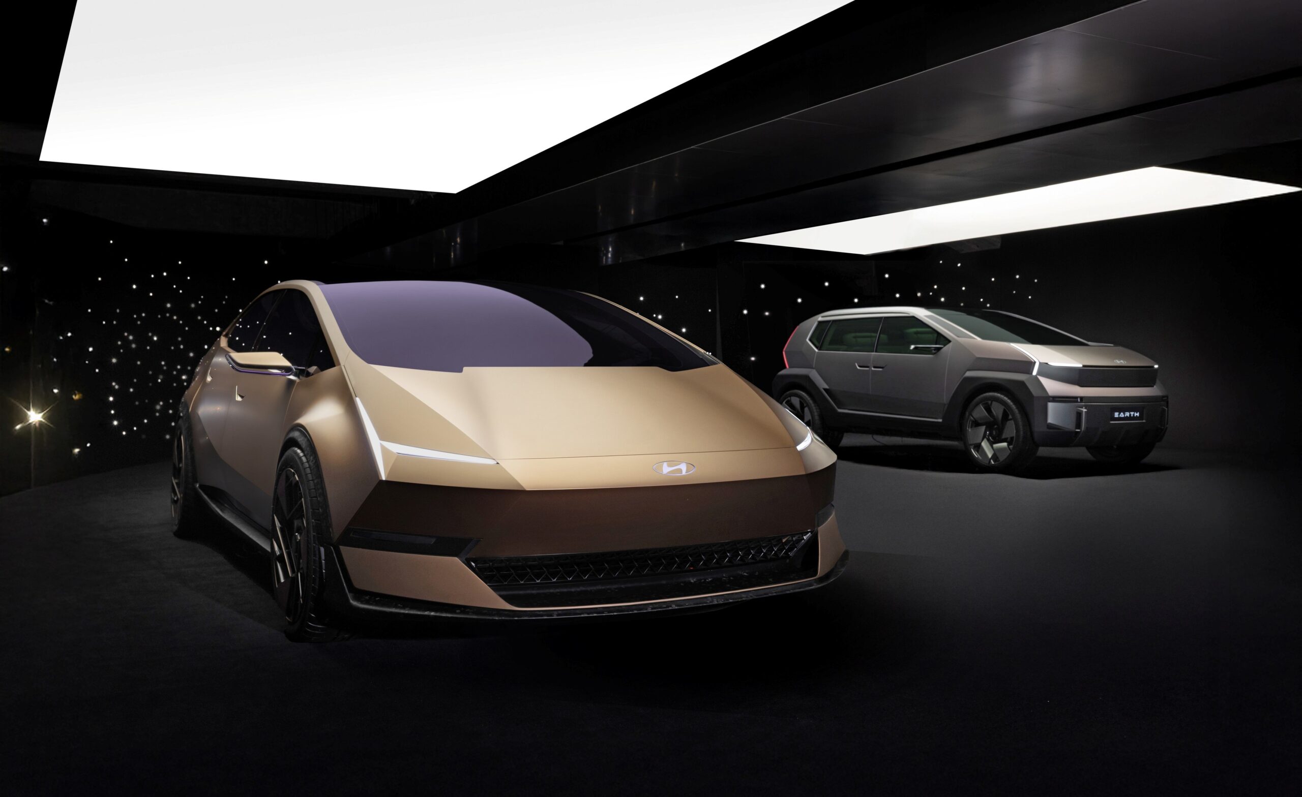 Η Hyundai Motor Company λανσάρει τη μάρκα IONIQ στην Κίνα με την πρεμιέρα δύο νέων πρωτότυπων αυτοκινήτων