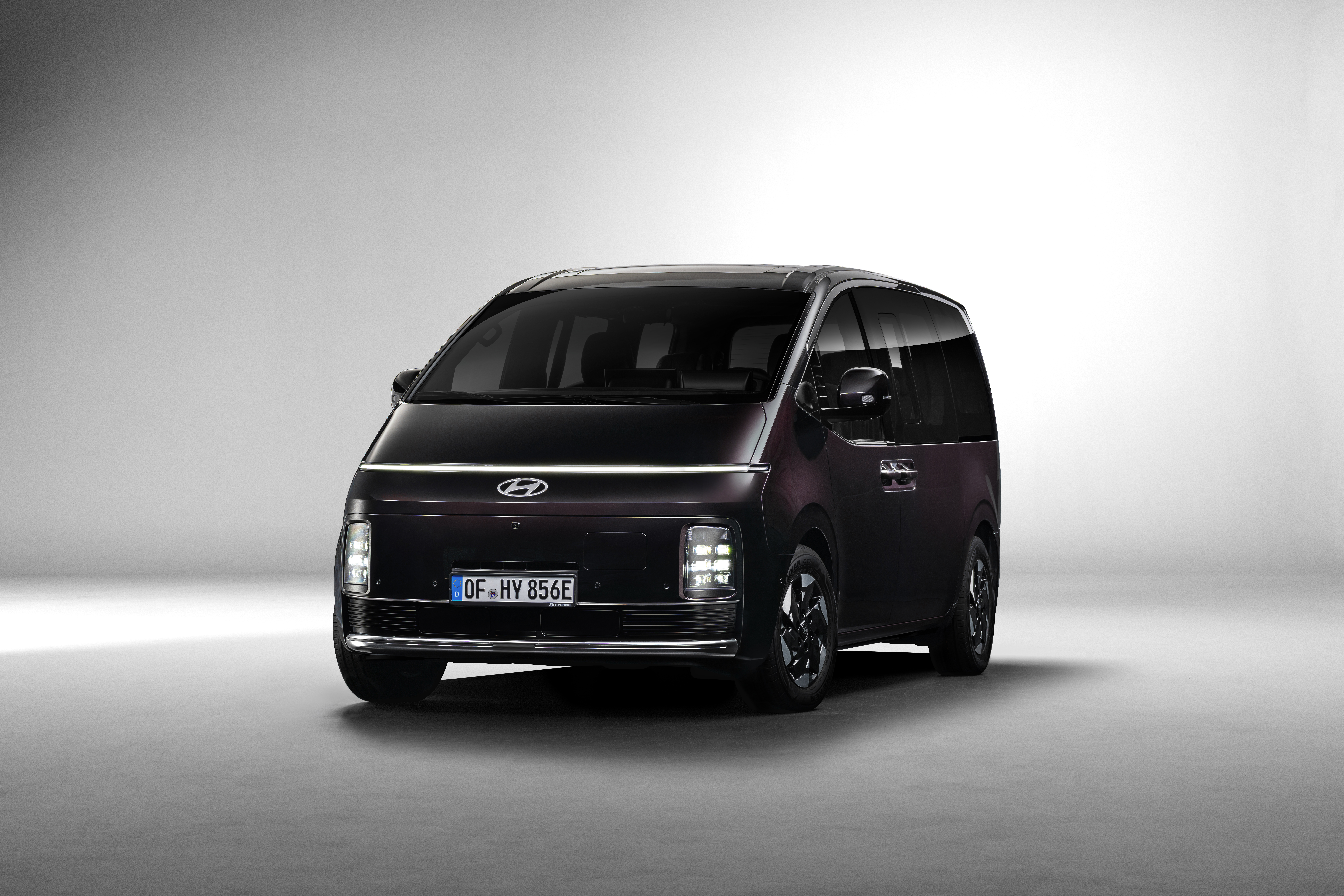 Νέο Hyundai STARIA Electric: Πρακτικότητα και χώροι με μηδενικούς ρύπους  